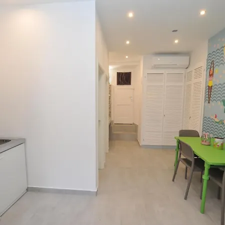 Flamingo * ספליט